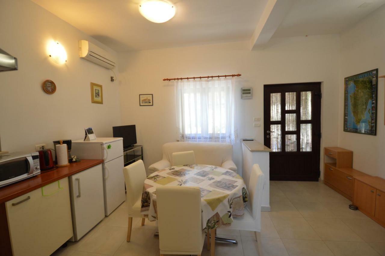 Apartment "Monte" 普拉 外观 照片