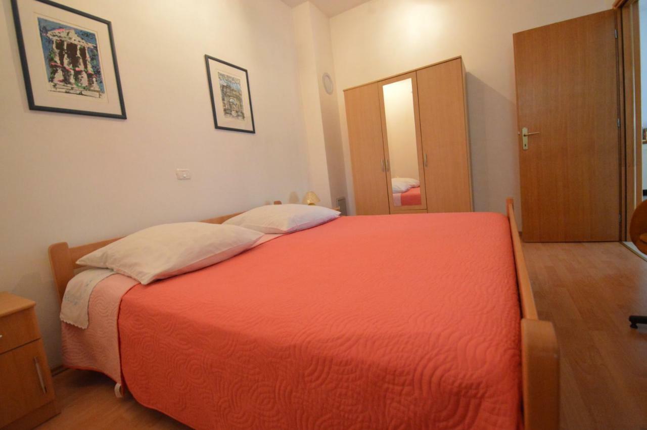 Apartment "Monte" 普拉 外观 照片